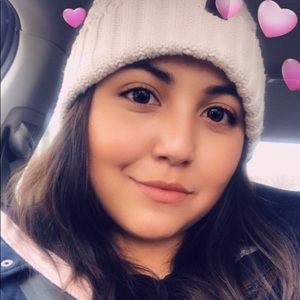 Meet your Posher, Brenda